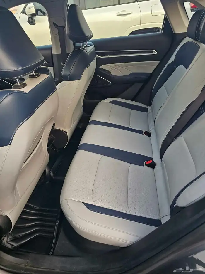 جلي ام جراند 2023 4