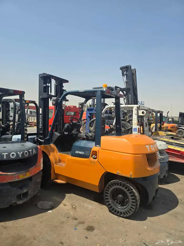 تاجير رافعات شوكيه فوركلفت رافعة للايجار يومي شهري مشوار 8