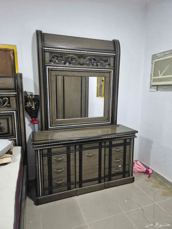 غرفة نوم رئيسي كامله و غرفة أطفال سرير واحد للبيع للانتقال 6