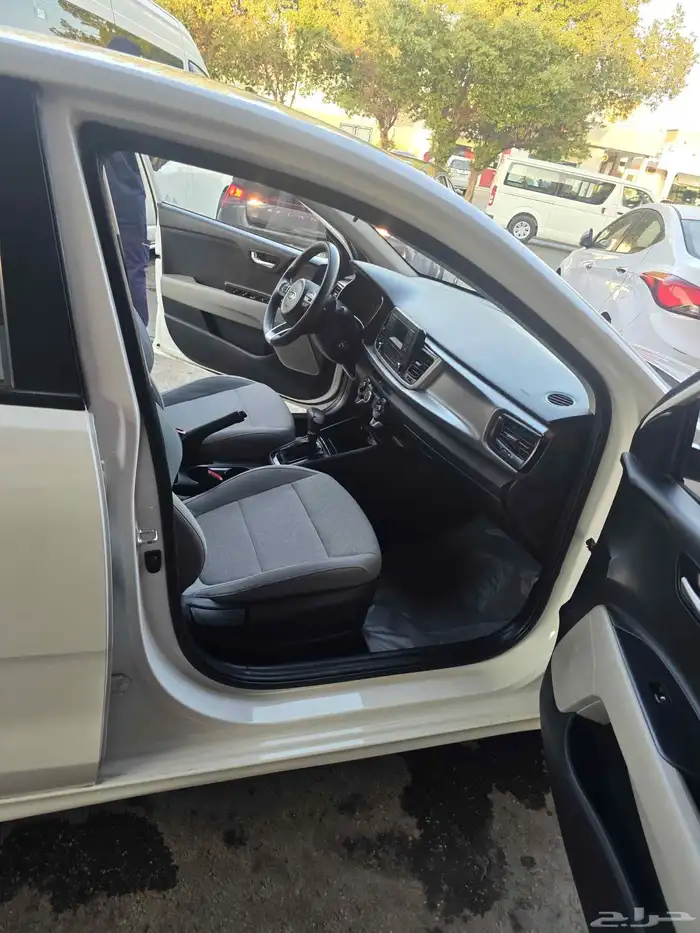 كيا ريو 2020 8