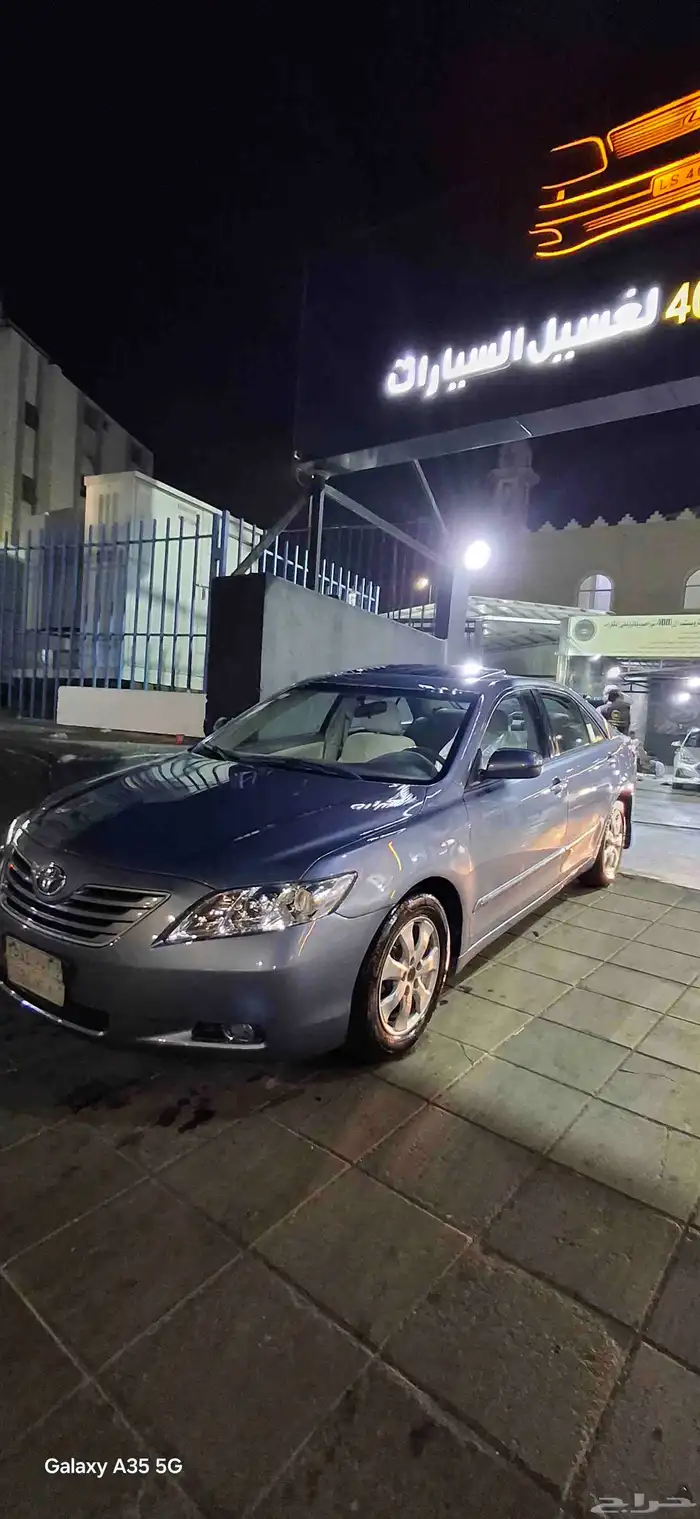 كامري 2009 للبيع دفعه مقدم والباقي اقساط 3