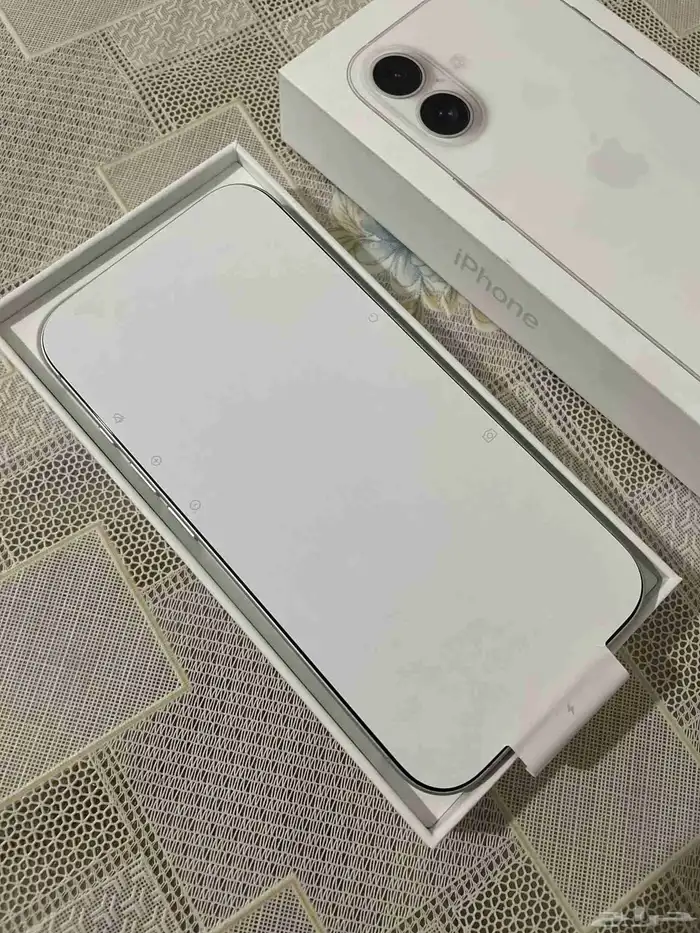 ايفون 16 6