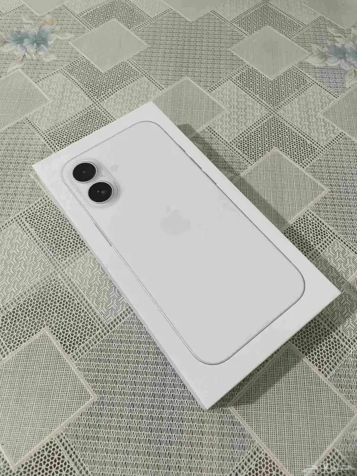 ايفون 16 0