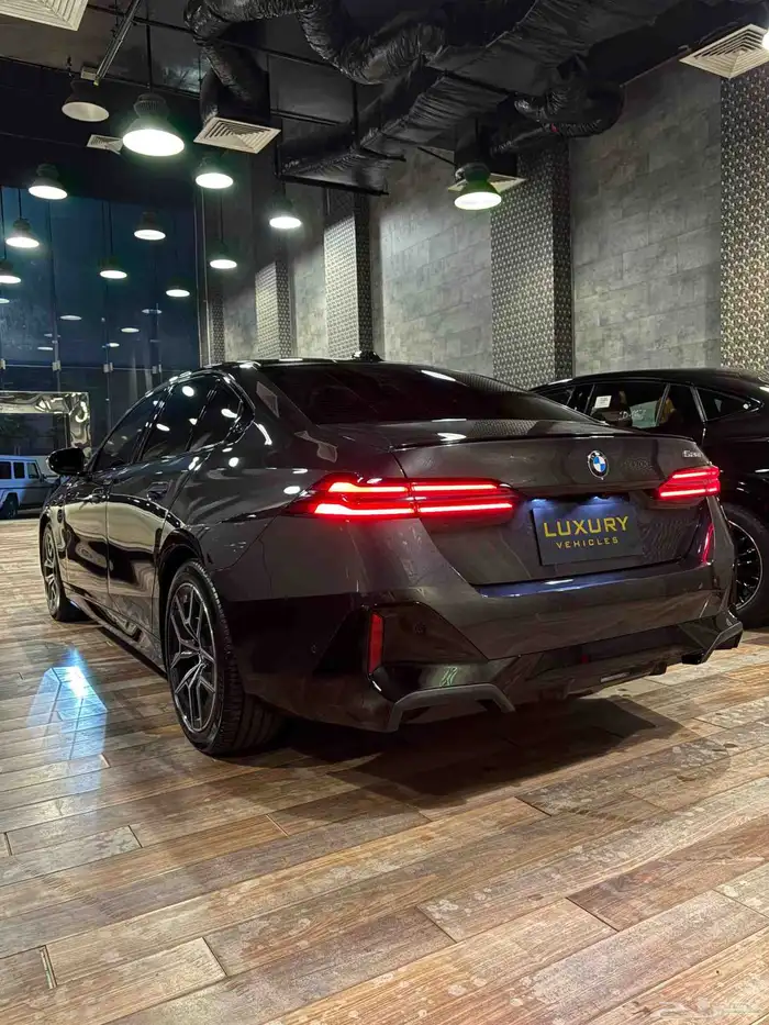 BMW 520I MKIT 2025 IMPORTED FROM KOREA 4