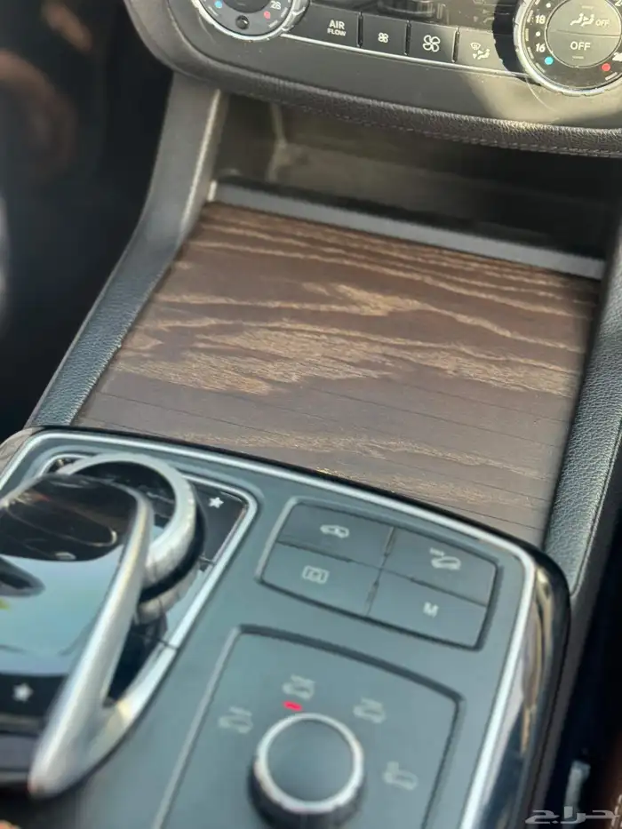 مرسيدس GLS500 جفالي 2018 نظيف جدا 9