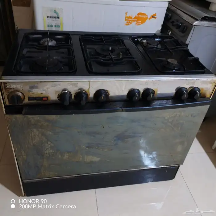 فرن بحاله جيده للبيع للتواصل 0