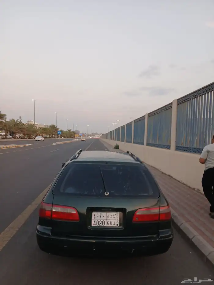 للبيع تويوتا كامري 2