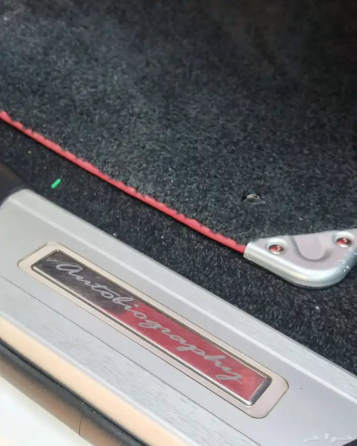 رينج روفر 2015 أوتوبيجرافي سوبر شارج أبيض لؤلؤي 24