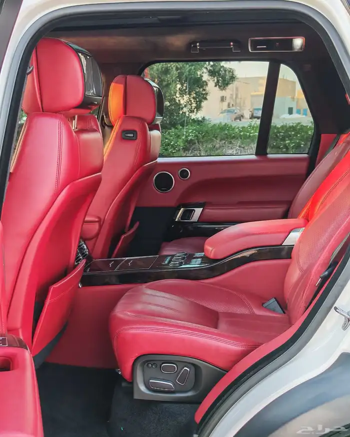 رينج روفر 2015 أوتوبيجرافي سوبر شارج أبيض لؤلؤي 23