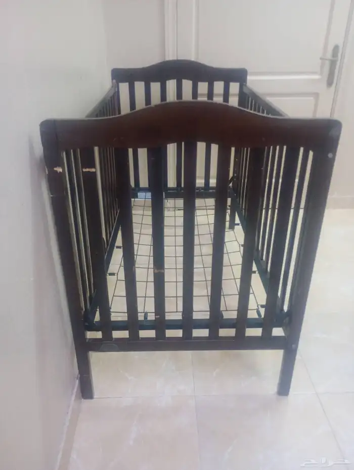 سرير اطفال للبيع 3