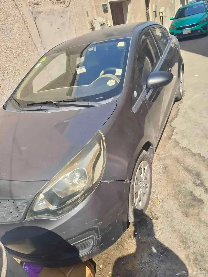 model 2014 price 16500 engine gear AC airbags All good 1