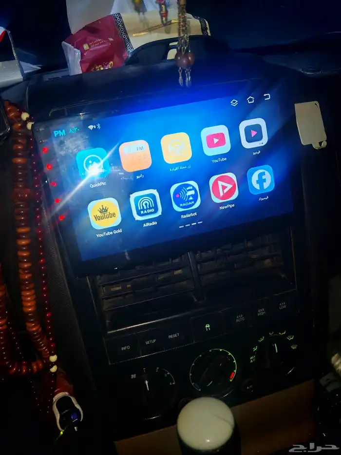 فورداكسبلور 6 سليندر سيارة نظيفه والحمدلله شاشه كااميرا خلفي 6