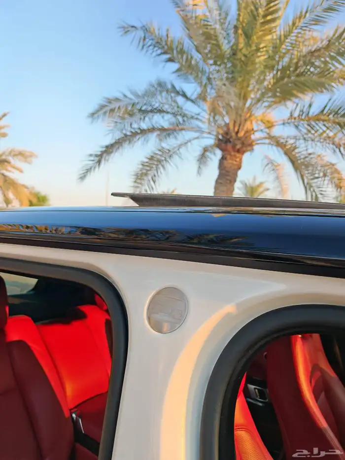 رينج روفر 2015 أوتوبيجرافي سوبر شارج أبيض لؤلؤي 42