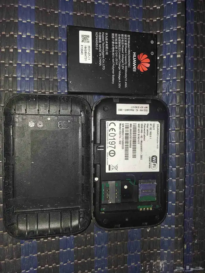 راوترين للبيع هواوي راوتر الاصدار الخاص وراوتر عادي 4