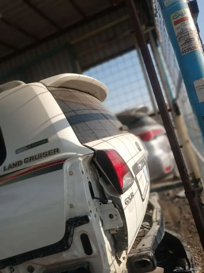 يوجد لدينا قطع غيار سيارات تشليح اف جي 2015. فورشنر 3