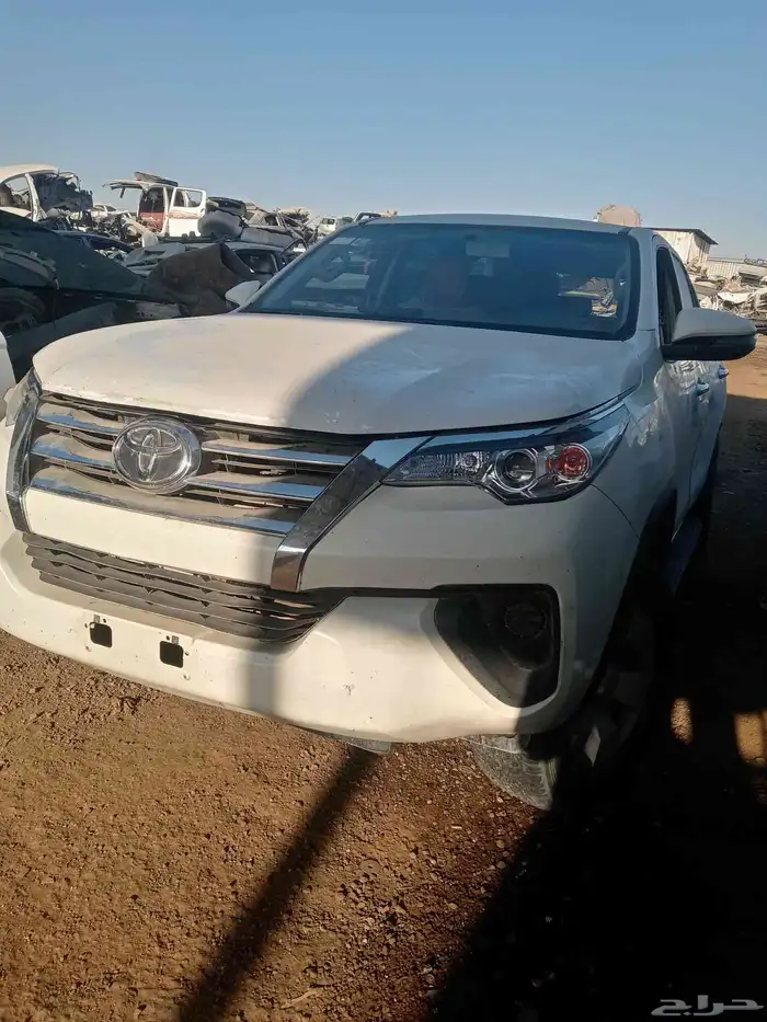 يوجد لدينا قطع غيار سيارات تشليح اف جي 2015. فورشنر 7