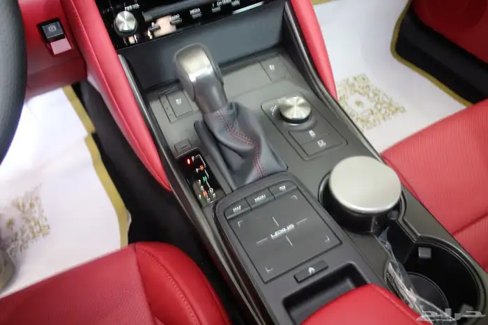 لكزس - IS350 F Sport - خليجي - 2025 6