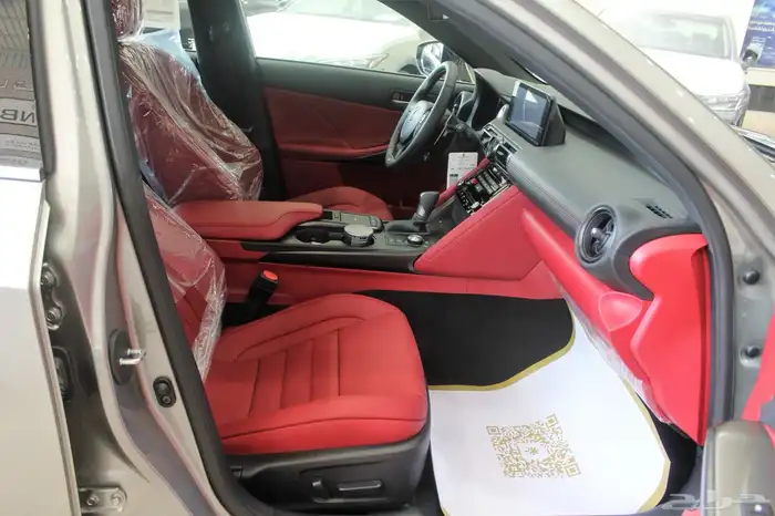 لكزس - IS350 F Sport - خليجي - 2025 9
