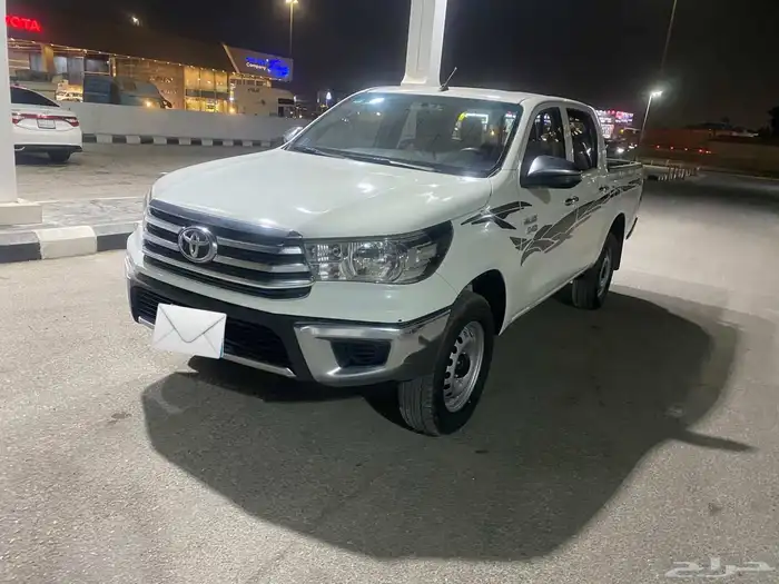 هايلكس 2022 GL ديزل 1