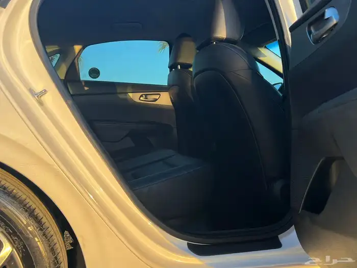 كيا K3سيراتو 2021(بنزين) فل بصمة شاشة 13