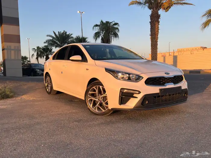 كيا K3سيراتو 2021(بنزين) فل بصمة شاشة 1