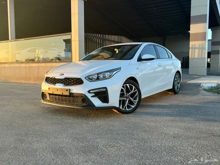 كيا K3سيراتو 2021(بنزين) فل بصمة شاشة 4