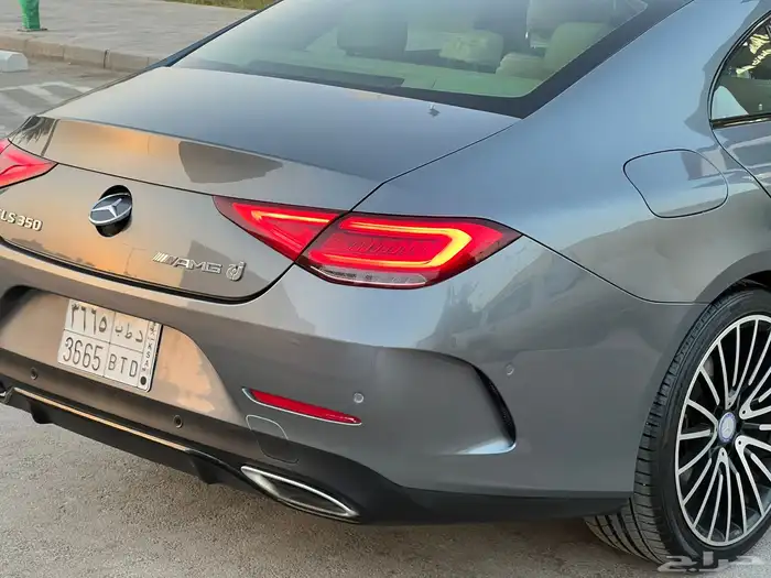 مرسيدس CLS350 2019 (بحالة ممتازة) 9