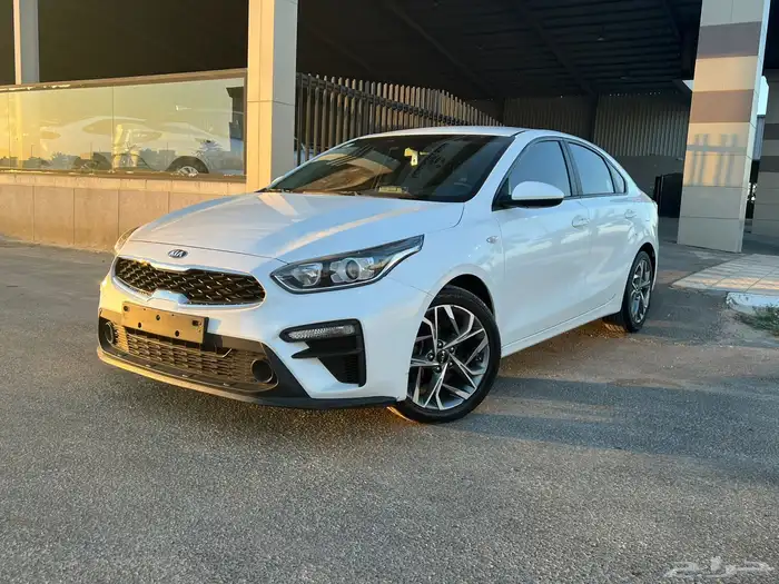 كيا K3سيراتو 2021(بنزين) فل بصمة شاشة 6