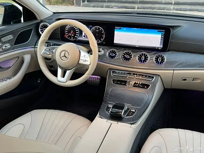 مرسيدس CLS350 2019 (بحالة ممتازة) 18