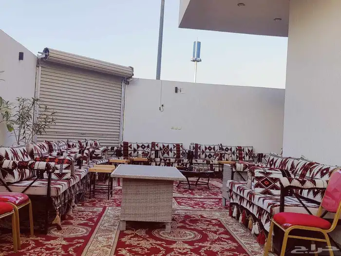 تاجير كنب تاجير كراسي طاولات جلسات مرتفعه جلسات ارضيه دفايات 5