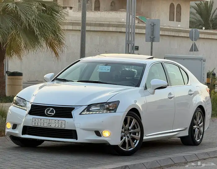 لكزس GS350 فل كامل سعودي 2014 بحاله ممتازه 1