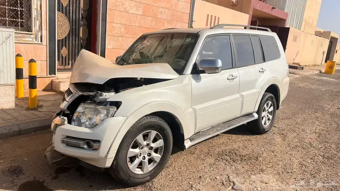 جيب باجيرو ميتسوبيشي 1