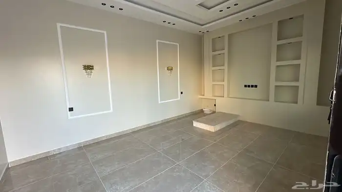 للبيع دور تأسيس دورين في حائل حي المدائن قبل الكبري 13