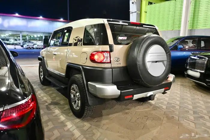 تويوتا FJ 2 2022 3