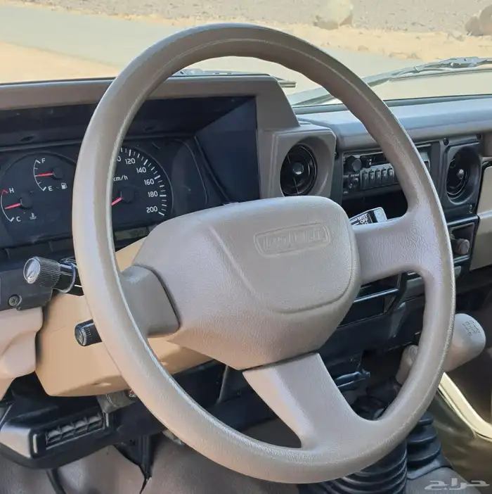 جيب ربع مخزن 2005 16