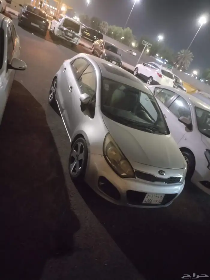 كيا ريو هاتشباك 2015 فل كامل 9