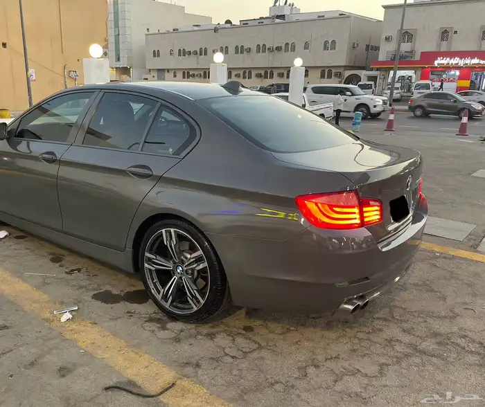 عرض خاص bmw 520 2012 حد 28 الف 5