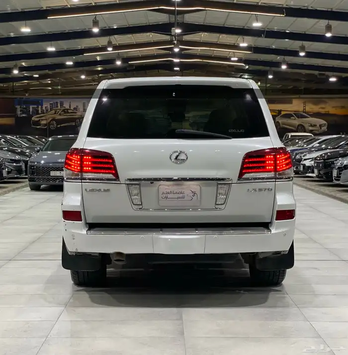 جيب لكزس LX570 فل 2013 5