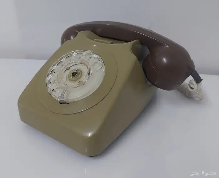 تلفون قديم انتيكا قرص عمره اكثر من 50 سنة 4