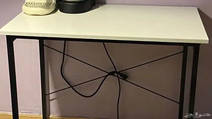 طاولة مكتب 1