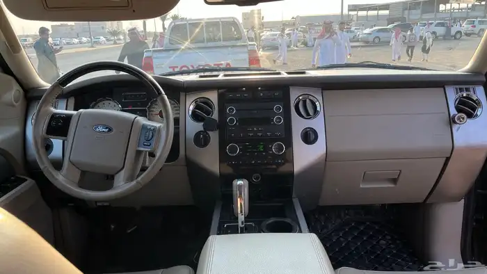 فورد اكسبديشن 2013 5
