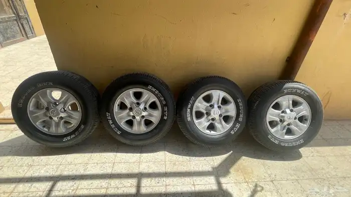 جنوط وكفرات لاندكروزر 1998 2007 كفرات جديده مقاس 17 1