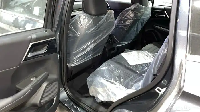 ميتسوبيشي اوتلاندر 2025 نص فل 10