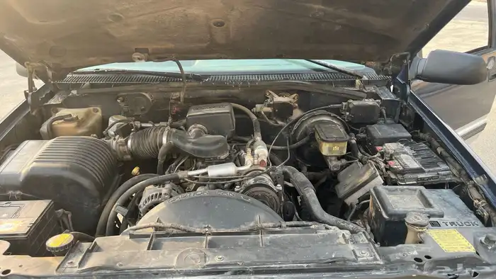 شيفرولية سلفرادو 1996غماره ونص 27