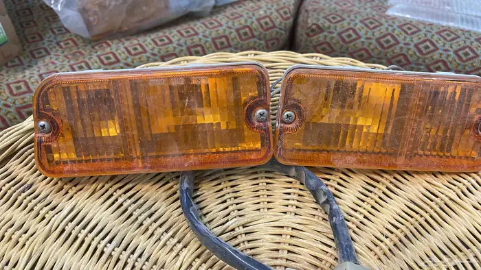 قطع سيارات كلاسيك قديمه 3