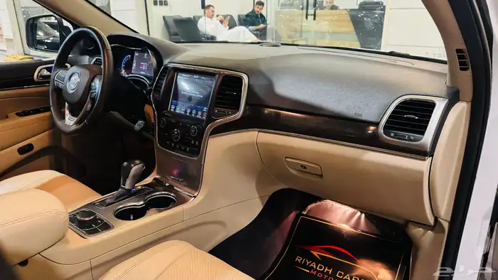 جراند شيروكي 2018 ليمتد ( عرض خاص ) 5