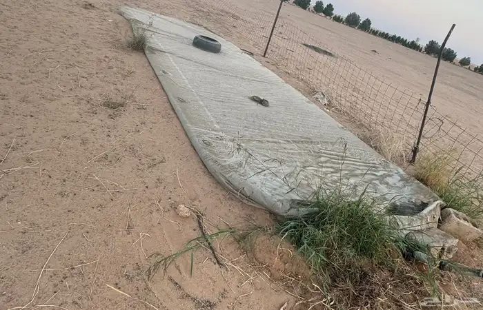 شبوك ومطاره ومعالف ومظلات للبيع 1