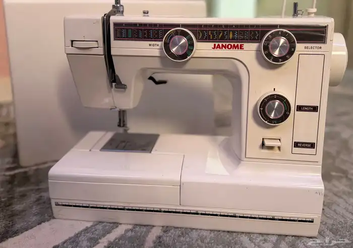 مكينة خياطه 0