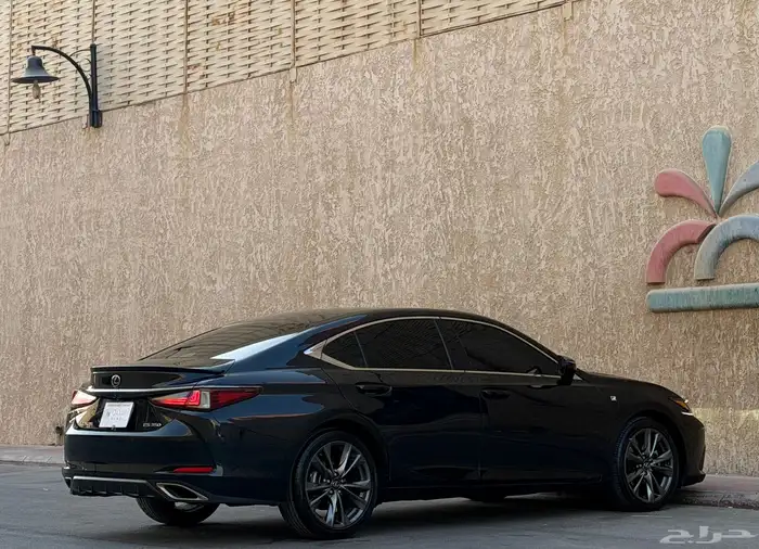 لكزس es350 fsport موديل 2021 11