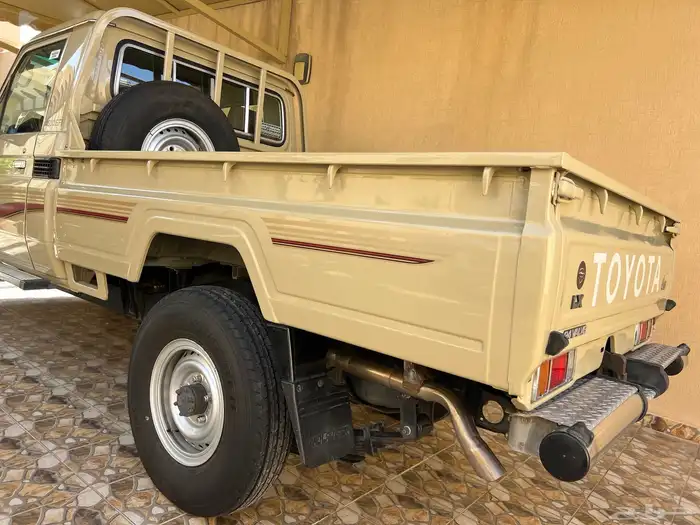 جيب شاص المديل 2009 مخزن ونش دفلوك 11 ريشة بريمي 14